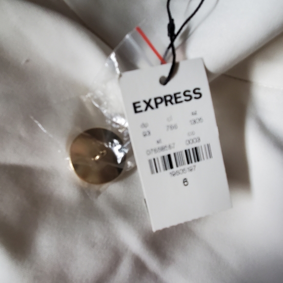 Express pencil skirt, sz 6, cream - Picture 5 of 8